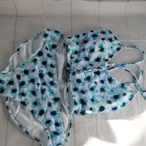 Siloett two pieces bathting suit